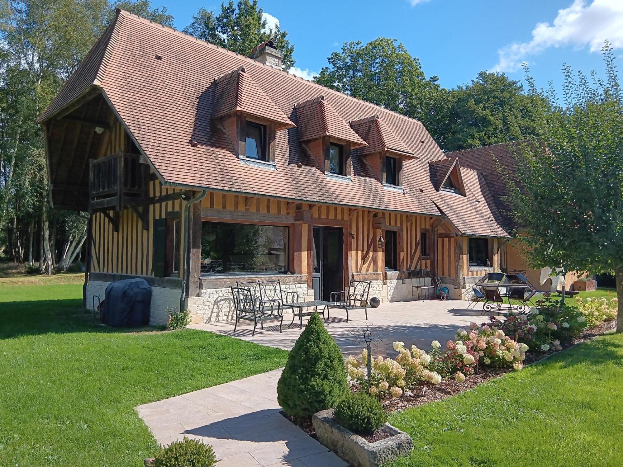 Le Clos Joly 14 Saint-Gâtien-des-Bois エクステリア 写真